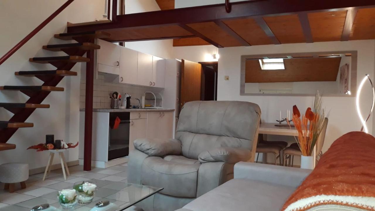 Quartino Holidays Homes Il Folletto מראה חיצוני תמונה