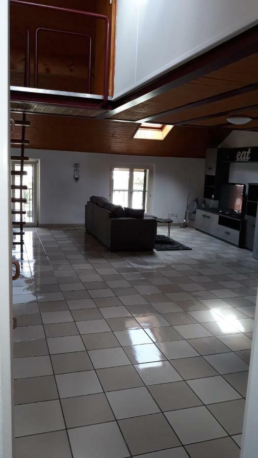 Quartino Holidays Homes Il Folletto מראה חיצוני תמונה