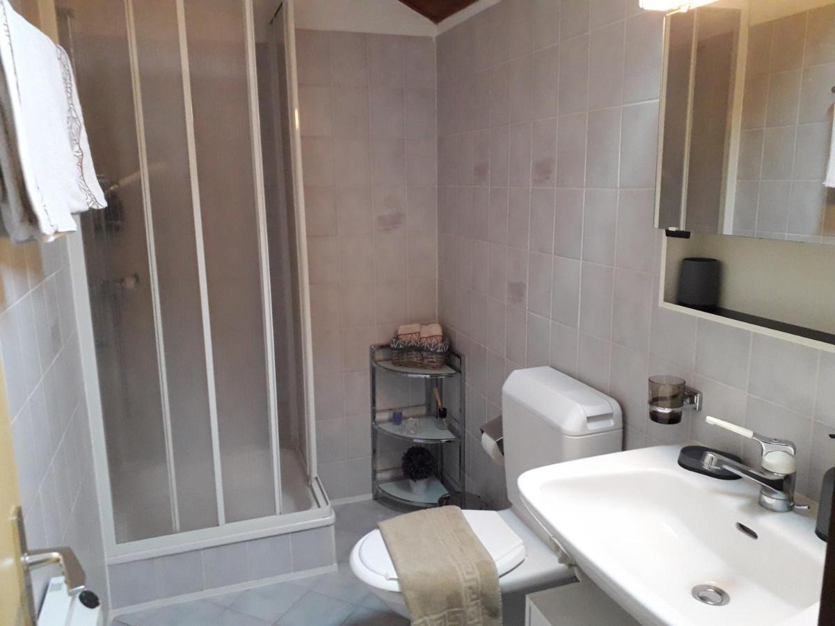 Quartino Holidays Homes Il Folletto מראה חיצוני תמונה
